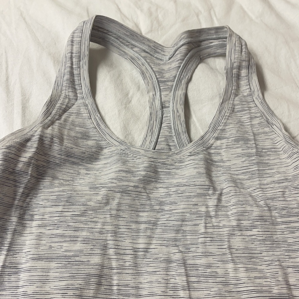 Lululemon tank top - Picture 2 of 4